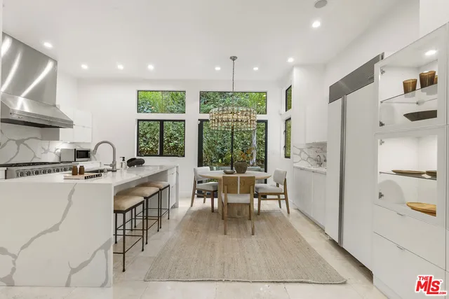 $2,495,000 | 9782 Oak Pass Road, Beverly Hills, CA 90210