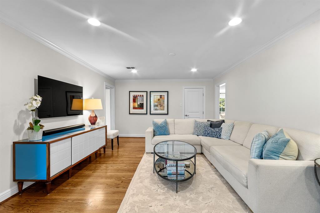 6841 Joyce Way Dallas, TX 75225 - Photo 7 of 13 Family Room