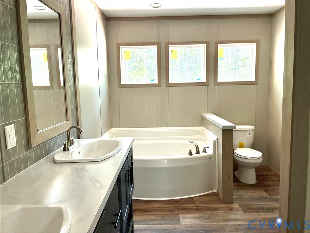 644 Tisdale Road Louisa, VA 23093 - Photo 19 of 23 Dual vanity with undermount sinks and light-toned