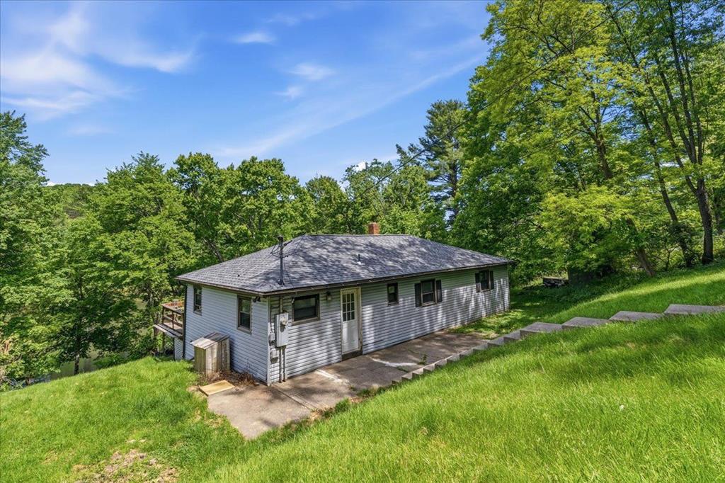 216 Magill Road Zelienople, PA 16063 - Photo 18 of 32