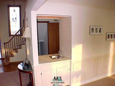 2841 Steamboat Rochester, MI 48309 - Photo 4 of 9 796364-3.JPG
