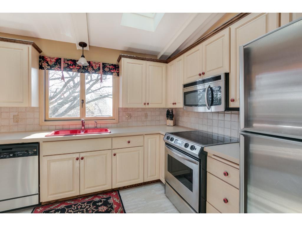 9629 Little Road Bloomington, MN 55437 - Photo 11 of 24