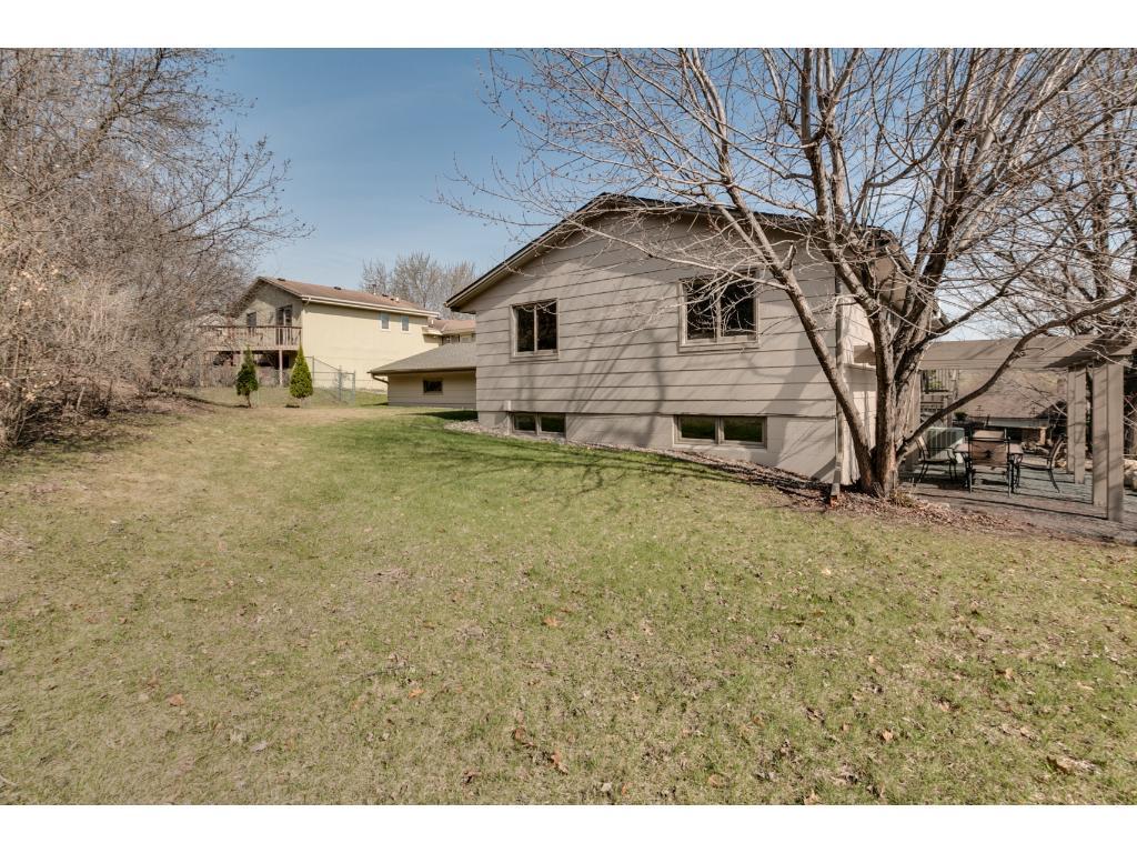 9629 Little Road Bloomington, MN 55437 - Photo 24 of 24
