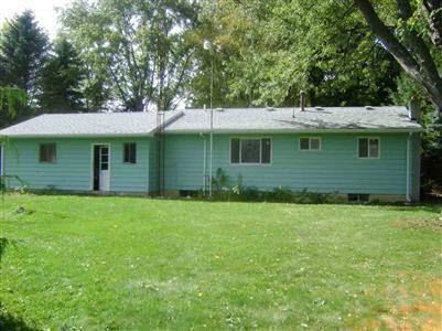 12116 Webster Road Clio, MI 48420 - Photo 5 of 6 20178537-4.JPG