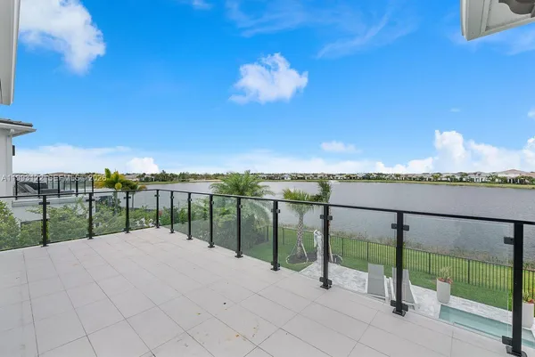 $1,995,000 | 12609 Solana Bay Circle, Palm Beach Gardens, FL 33412