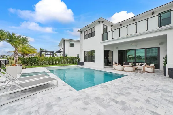 $1,995,000 | 12609 Solana Bay Circle, Palm Beach Gardens, FL 33412