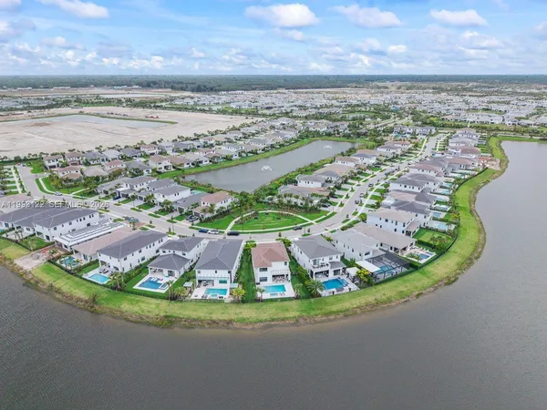 $1,995,000 | 12609 Solana Bay Circle, Palm Beach Gardens, FL 33412