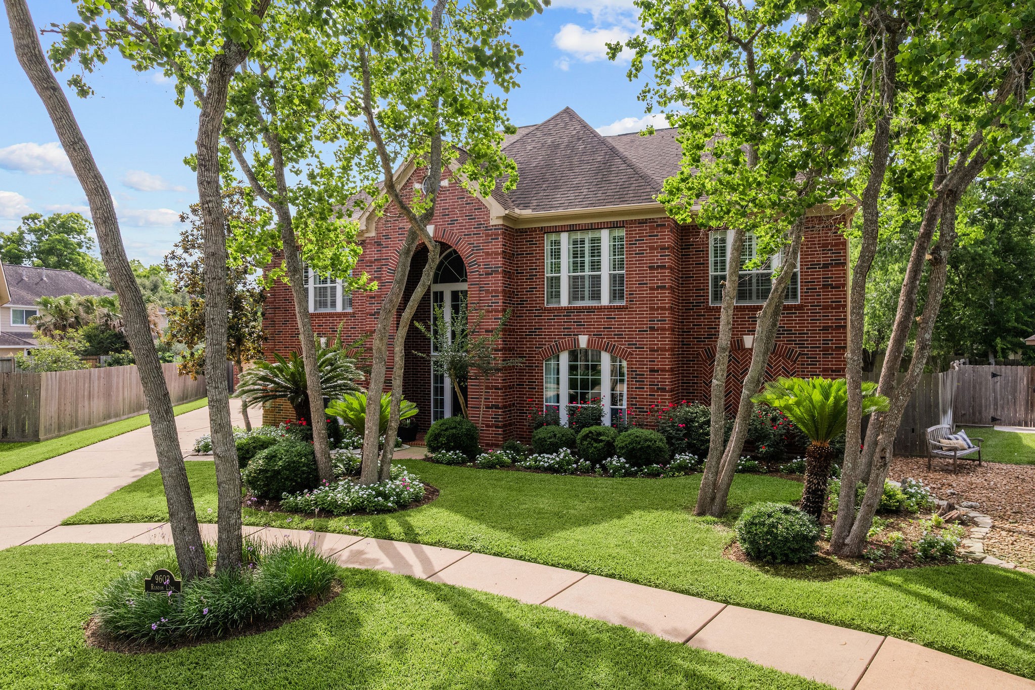 9603 Randon Lane Missouri City, TX 77459 - Photo 3 of 3 This amazing 5-bedroom home is the perfect place to raise your family. Sienna offers amenities for the entire family!