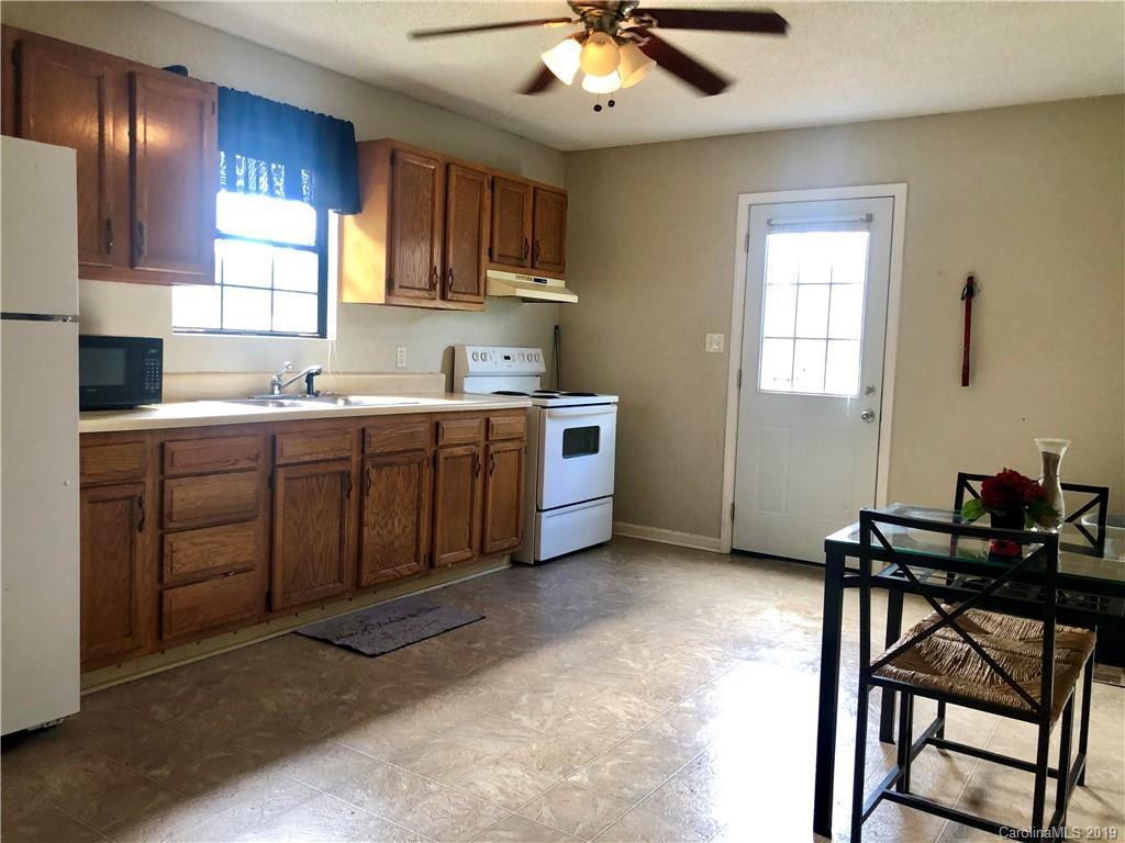 208 Old Park Road Maiden, NC 28650 - Photo 4 of 17 Gallery Image 4