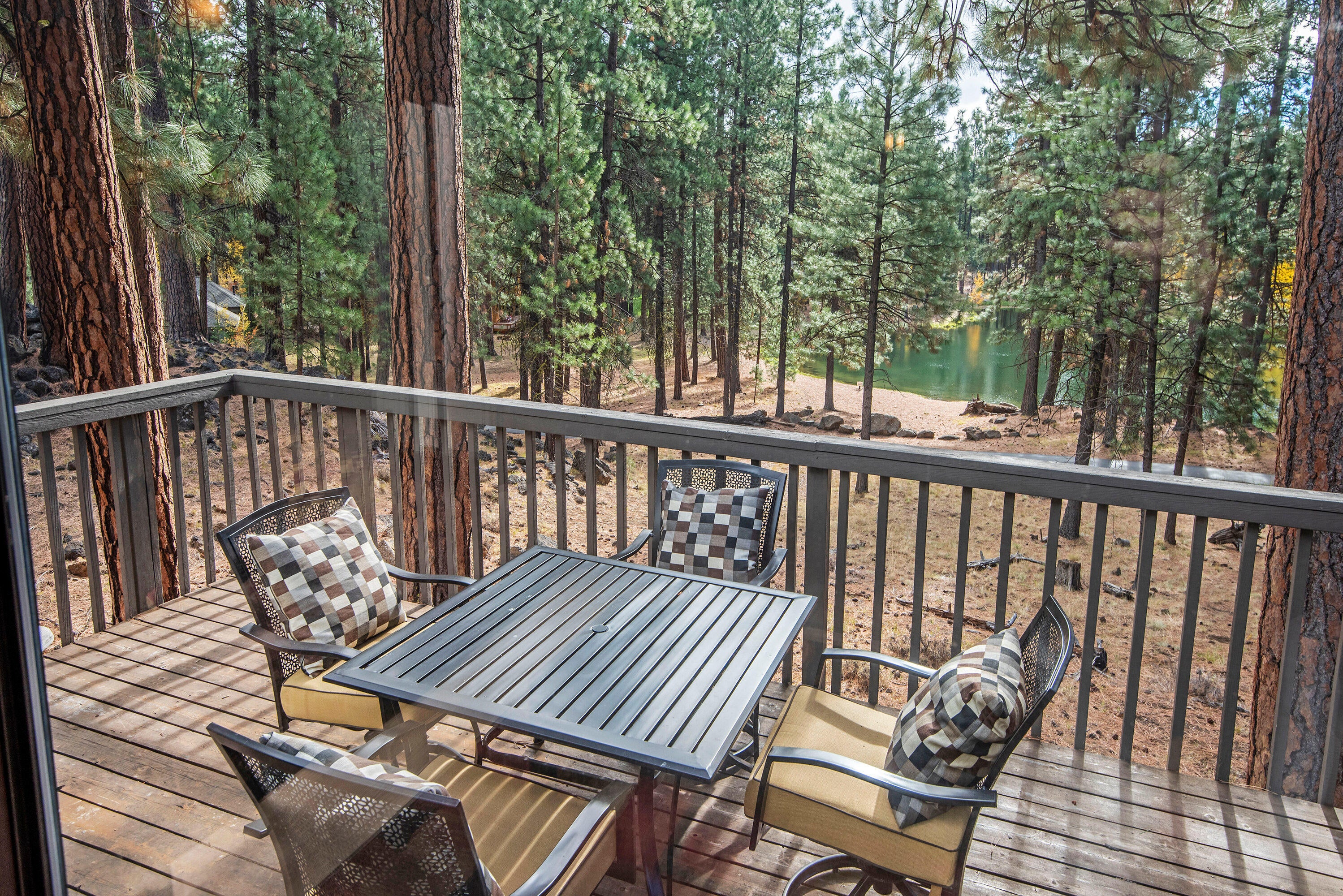 13583 Nine Bark, Unit RC18 Black Butte Ranch, OR 97759 - Photo 2 of 23 2