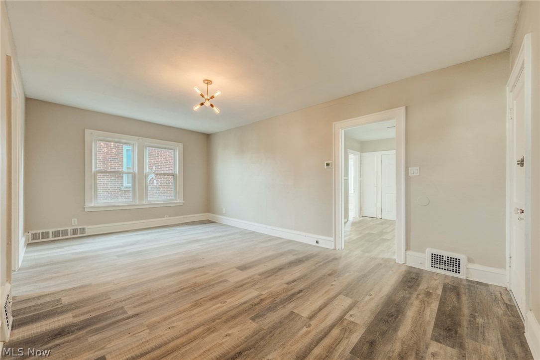 974 Royal Road Cleveland, OH 44110 - Photo 14 of 34