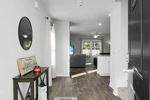 $2,400 | 370 Spruce Ivy Street, Moncks Corner, SC 29461