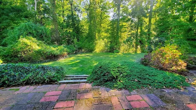 $3,500 | 5 Redgate Lane, Falmouth, MA 02543