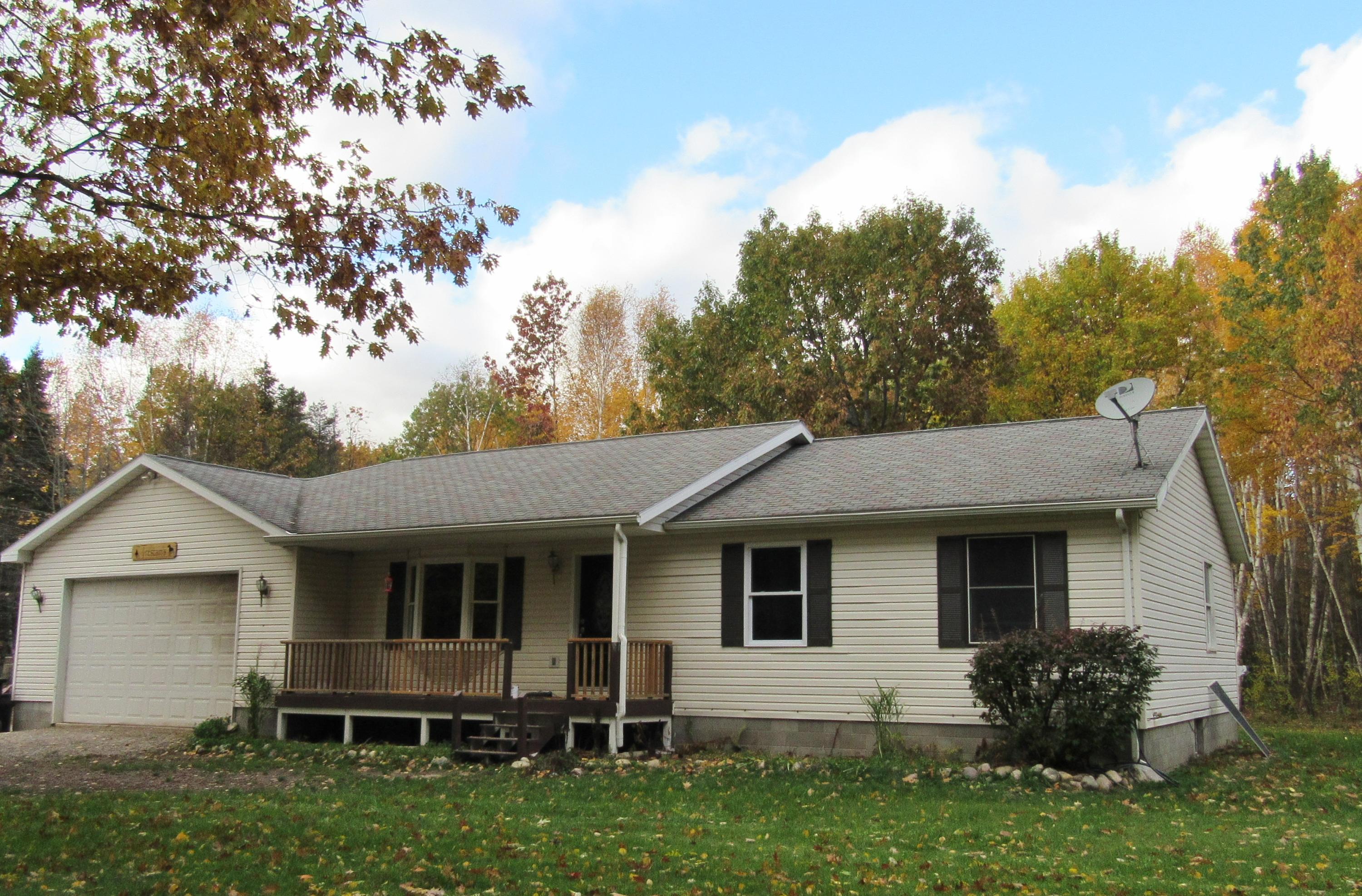 6340 Carey Road Cheboygan, MI 49721 - Photo 1 of 26 Gallery Image 1