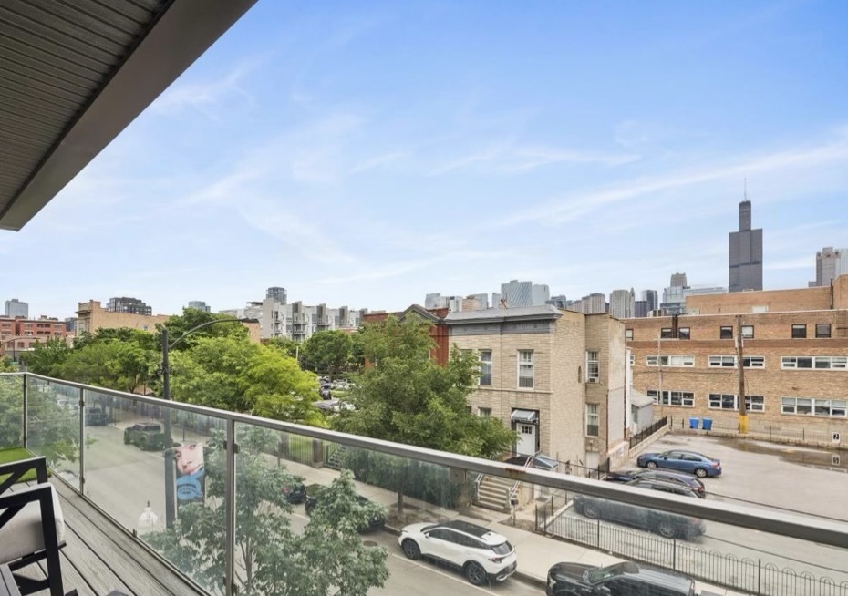 236 South Racine Avenue, Unit 304 Chicago, IL 60607 - Photo 19 of 22