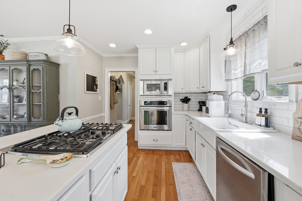 16 Bay State Road Worcester, MA 01606 - Photo 20 of 42