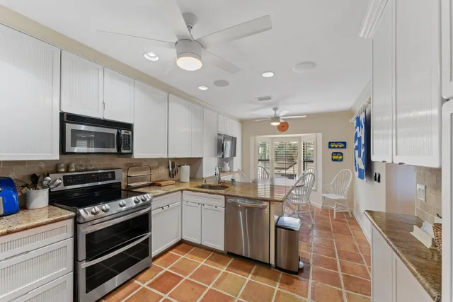 $10,000 | 170 Celestial Way, Unit 42, Juno Beach, FL 33408