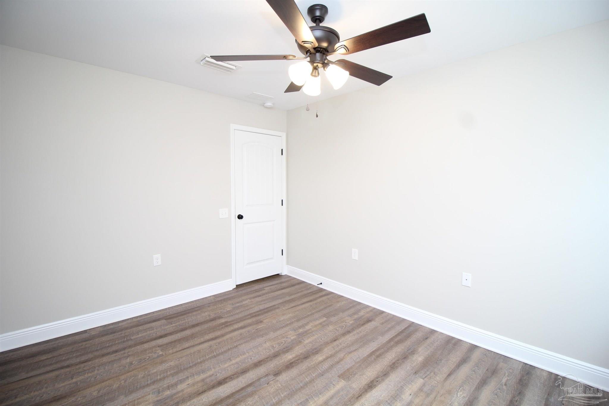 5780 Jade Moon Circle Milton, FL 32583 - Photo 14 of 21