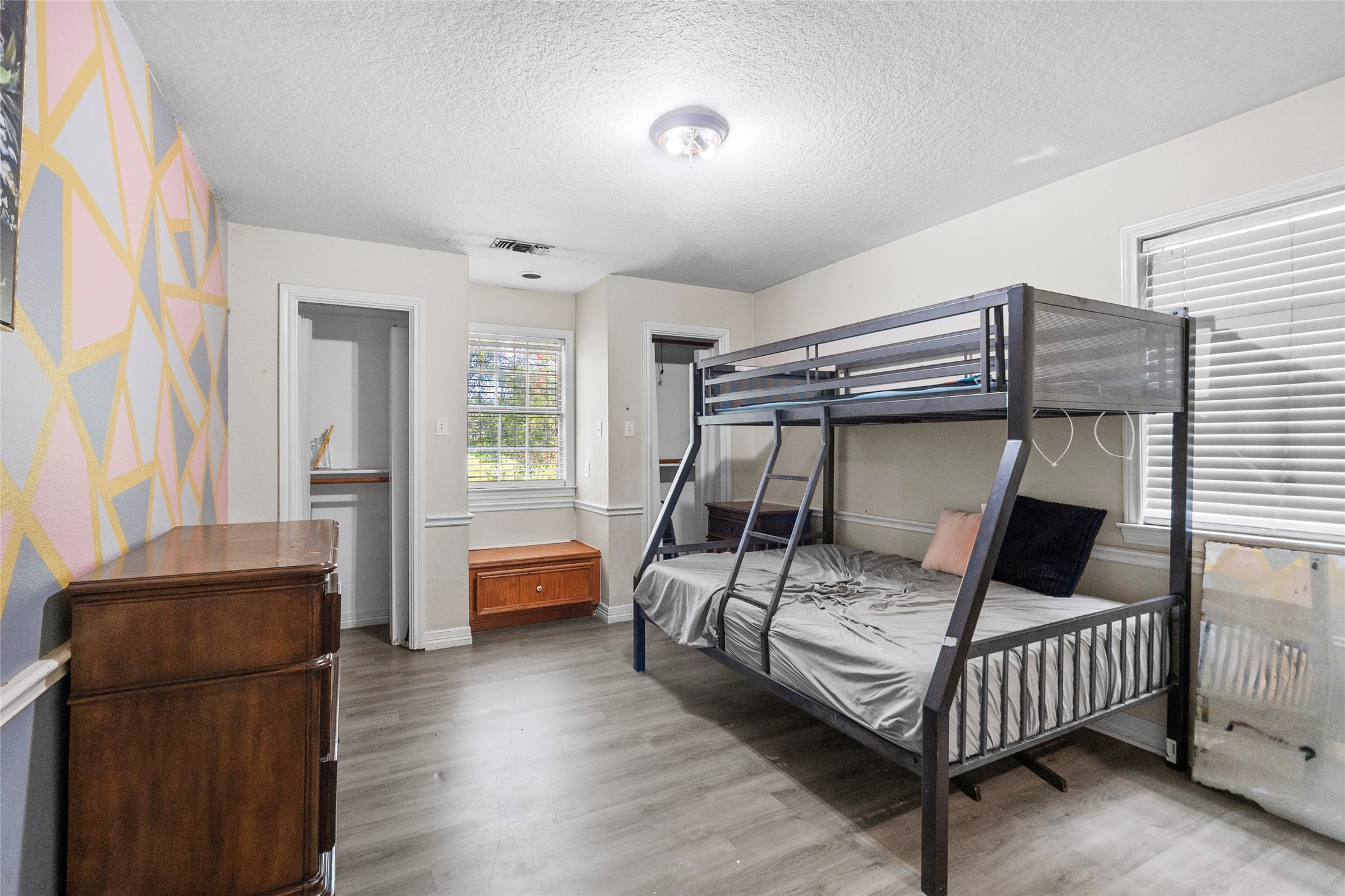 1216 North Walker Road Cleveland, TX 77328 - Photo 17 of 48