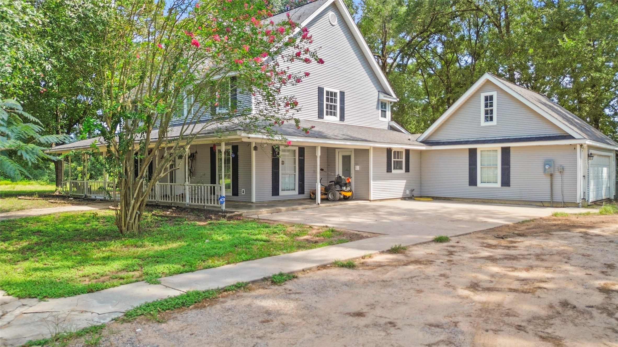 1216 North Walker Road Cleveland, TX 77328 - Photo 2 of 48