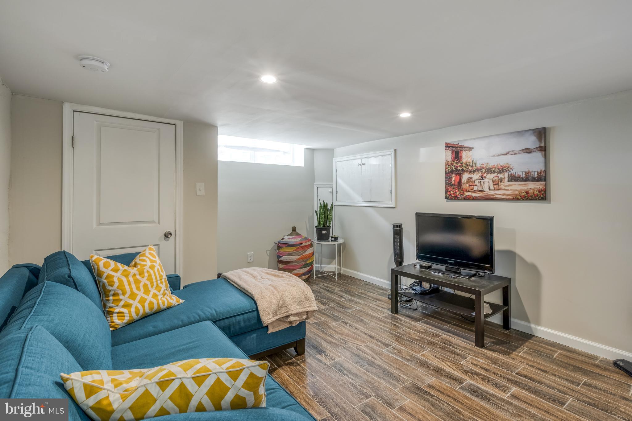 2017 Pierce Street Philadelphia, PA 19145 - Photo 12 of 17 Finished Basement