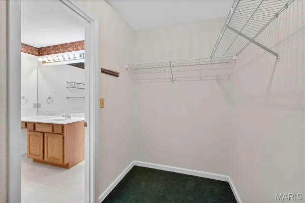 $375,000 | 307 Longview Drive, Columbia, IL 62236