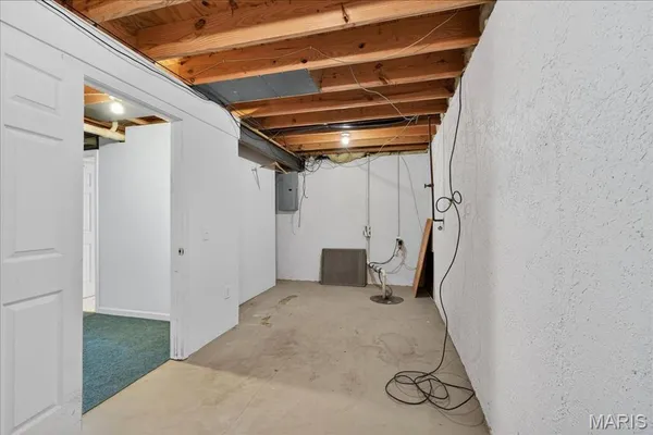 $375,000 | 307 Longview Drive, Columbia, IL 62236