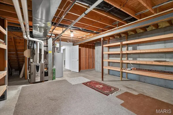 $375,000 | 307 Longview Drive, Columbia, IL 62236