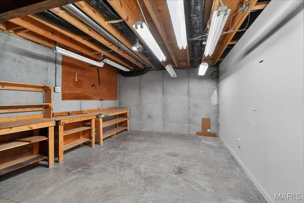 $375,000 | 307 Longview Drive, Columbia, IL 62236