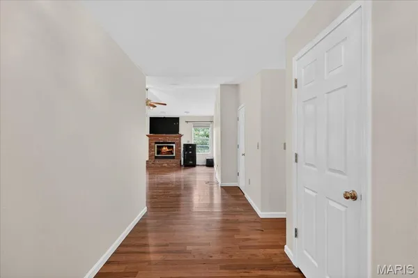 $375,000 | 307 Longview Drive, Columbia, IL 62236