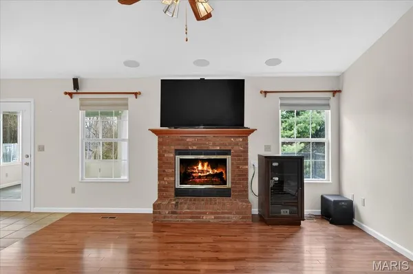 $375,000 | 307 Longview Drive, Columbia, IL 62236