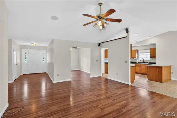 $375,000 | 307 Longview Drive, Columbia, IL 62236