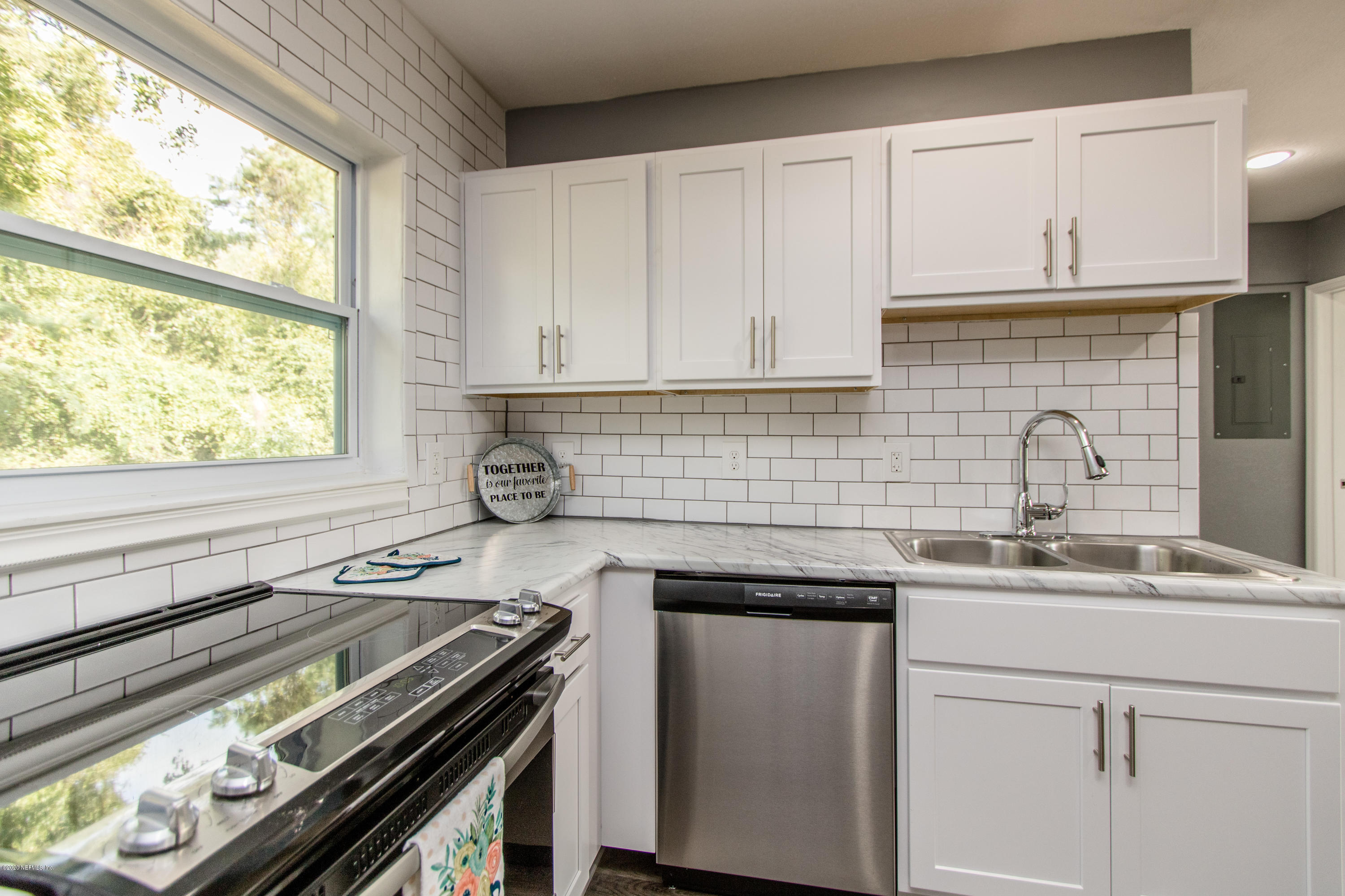 1722 Big Branch Road Middleburg, FL 32068 - Photo 17 of 31 Kitchen iew 3