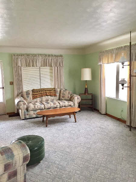 904 Fraser Street Bay City, MI 48708 - Photo 3 of 9