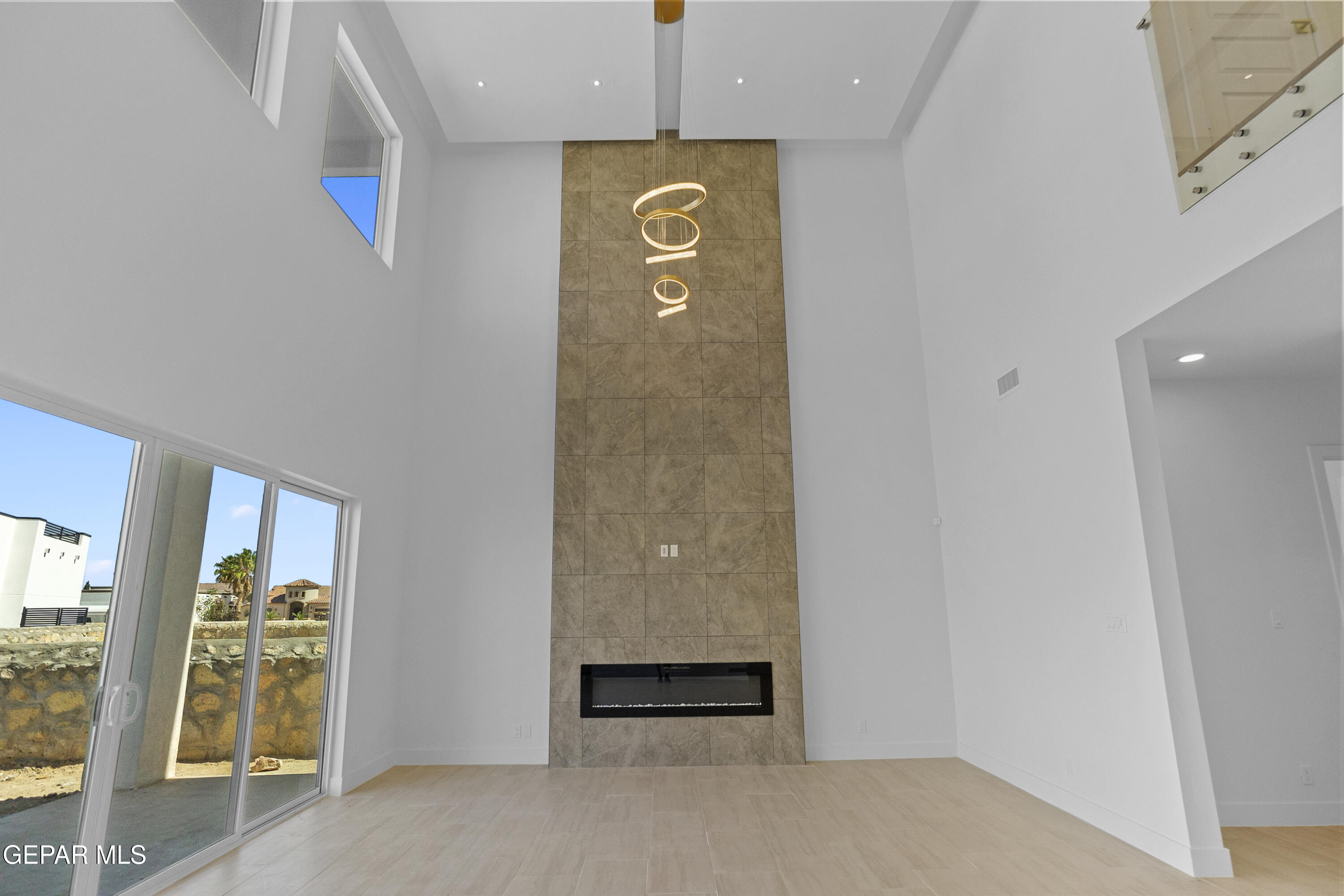 5699 Rio Bonito Circle El Paso, TX 79932 - Photo 7 of 25 en view of an entryway with wooden floor