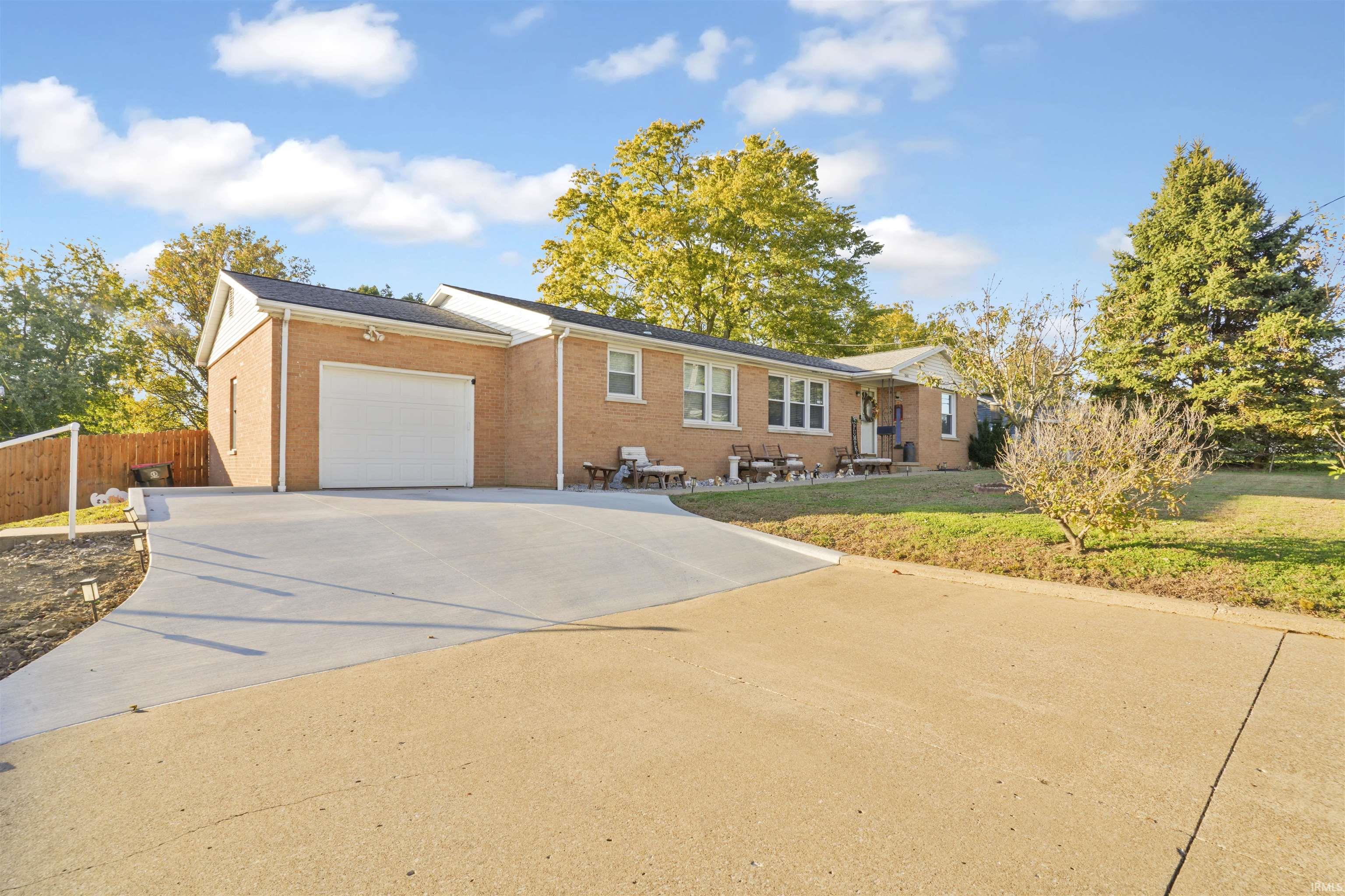 1207 Main Street Mount Vernon, IN 47620 - Photo 14 of 24