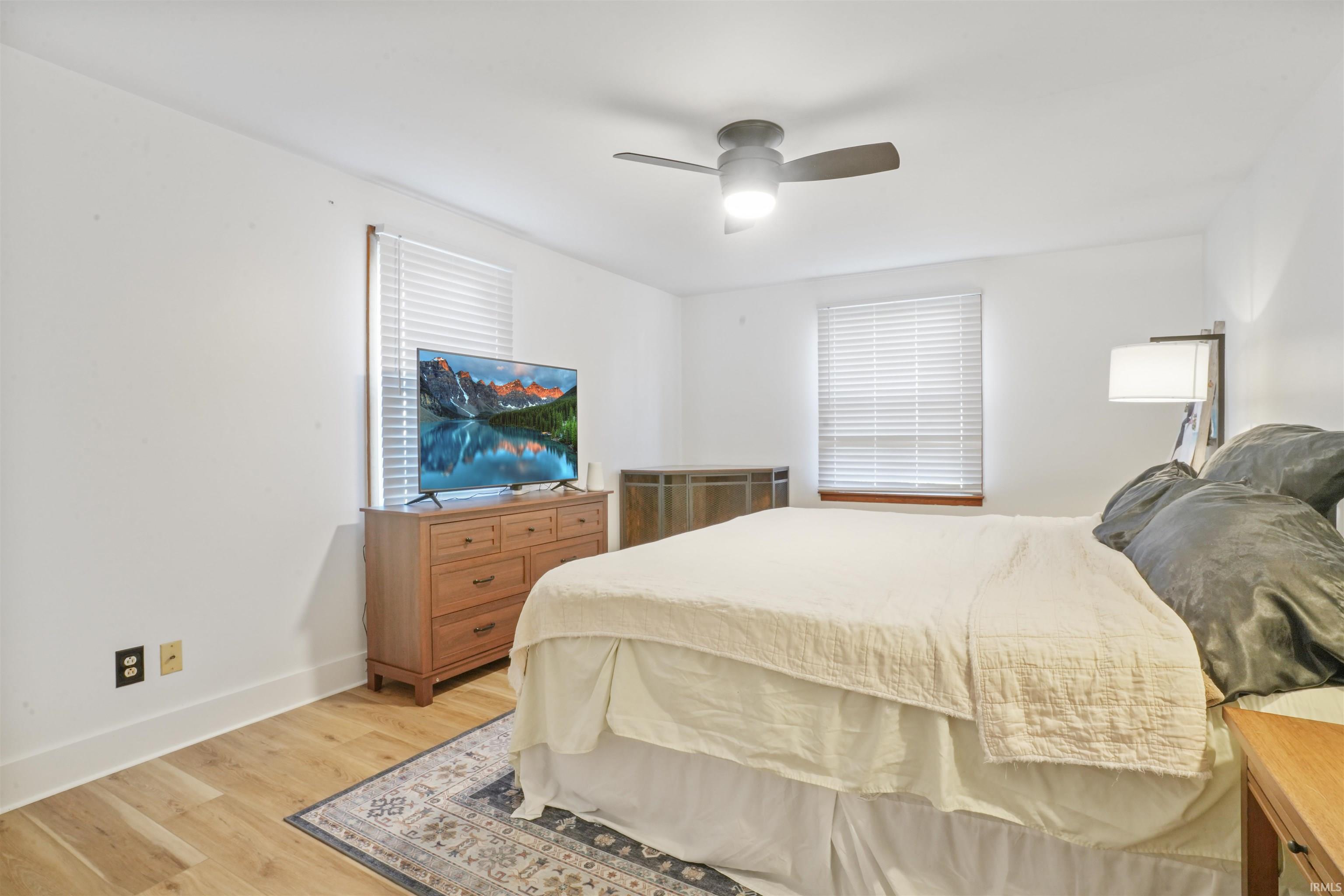 1207 Main Street Mount Vernon, IN 47620 - Photo 3 of 24