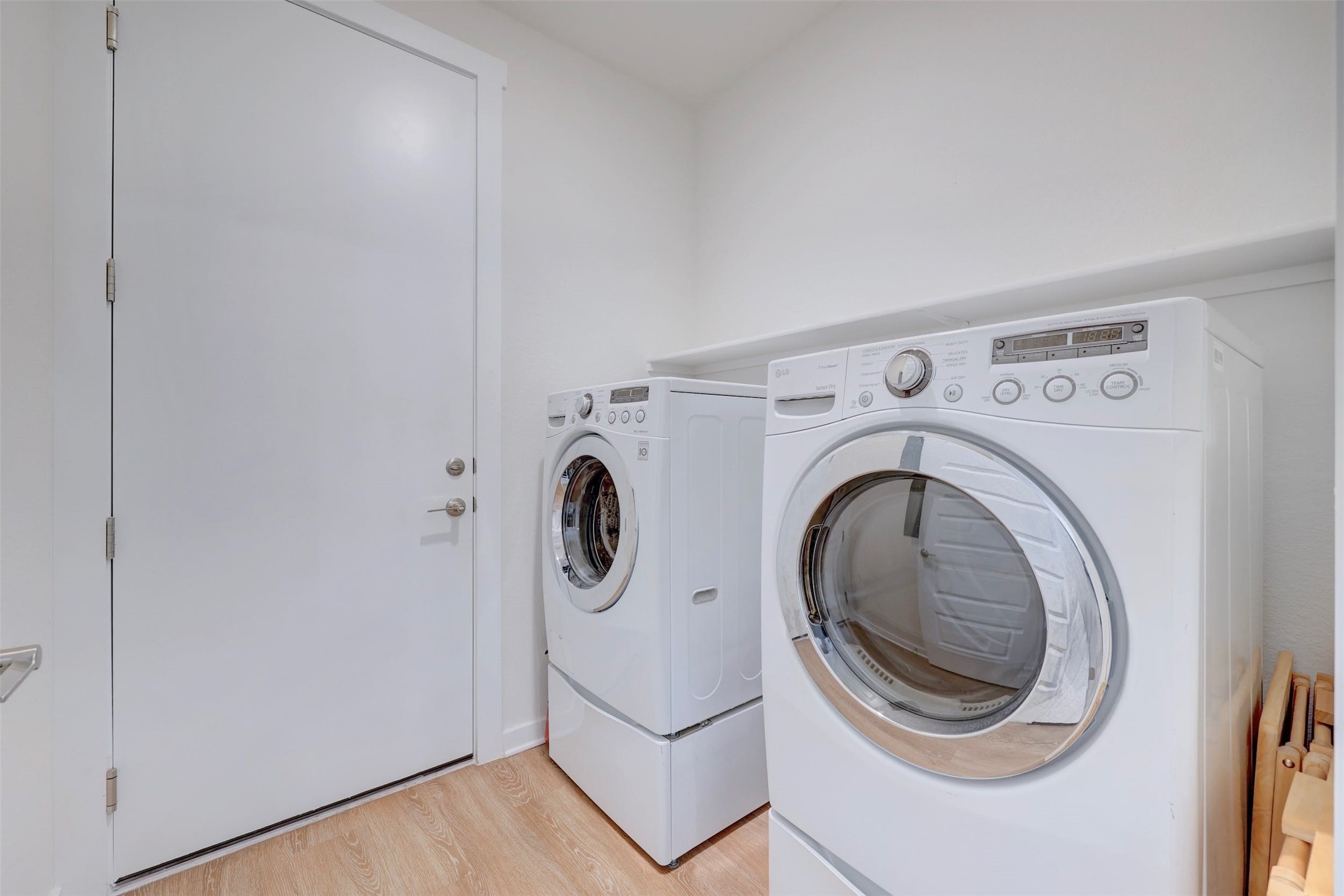 2041 Centerline Lane Georgetown, TX 78628 - Photo 26 of 31 a utility room with dryer and washer