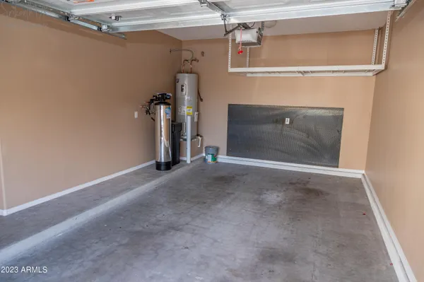 $2,450 | 2162 Scully Drive, Phoenix, AZ 85023