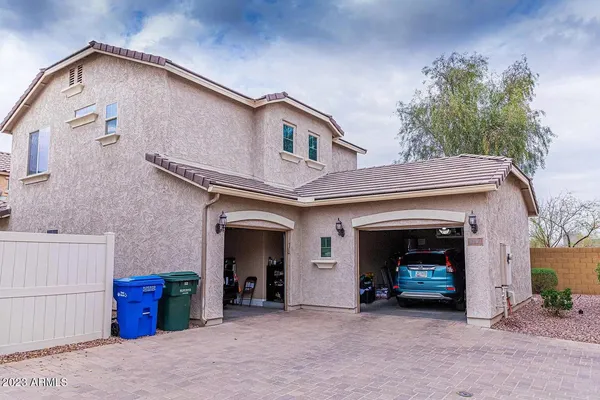 $2,450 | 2162 Scully Drive, Phoenix, AZ 85023