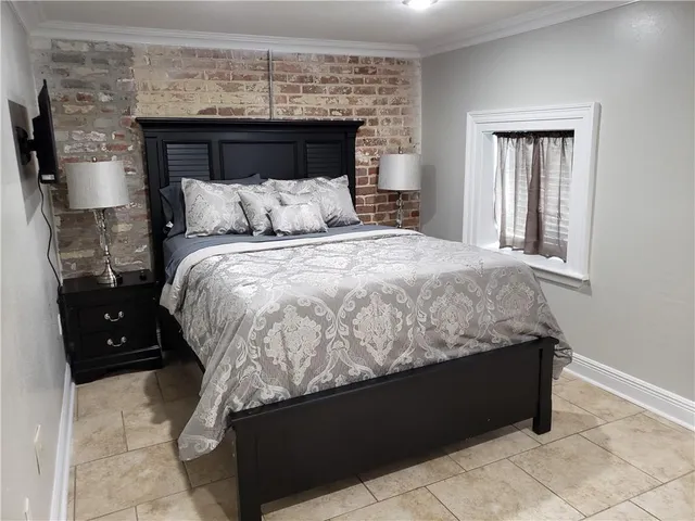 $2,200 | 512 Pelican Avenue, Unit A, New Orleans, LA 70114