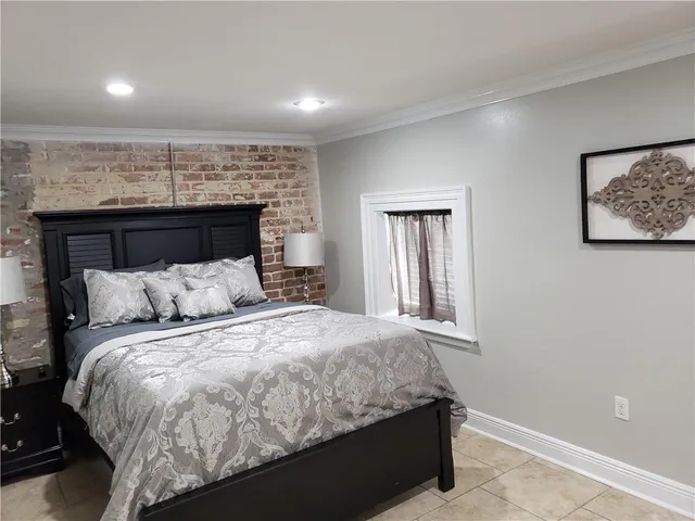 $2,200 | 512 Pelican Avenue, Unit A, New Orleans, LA 70114