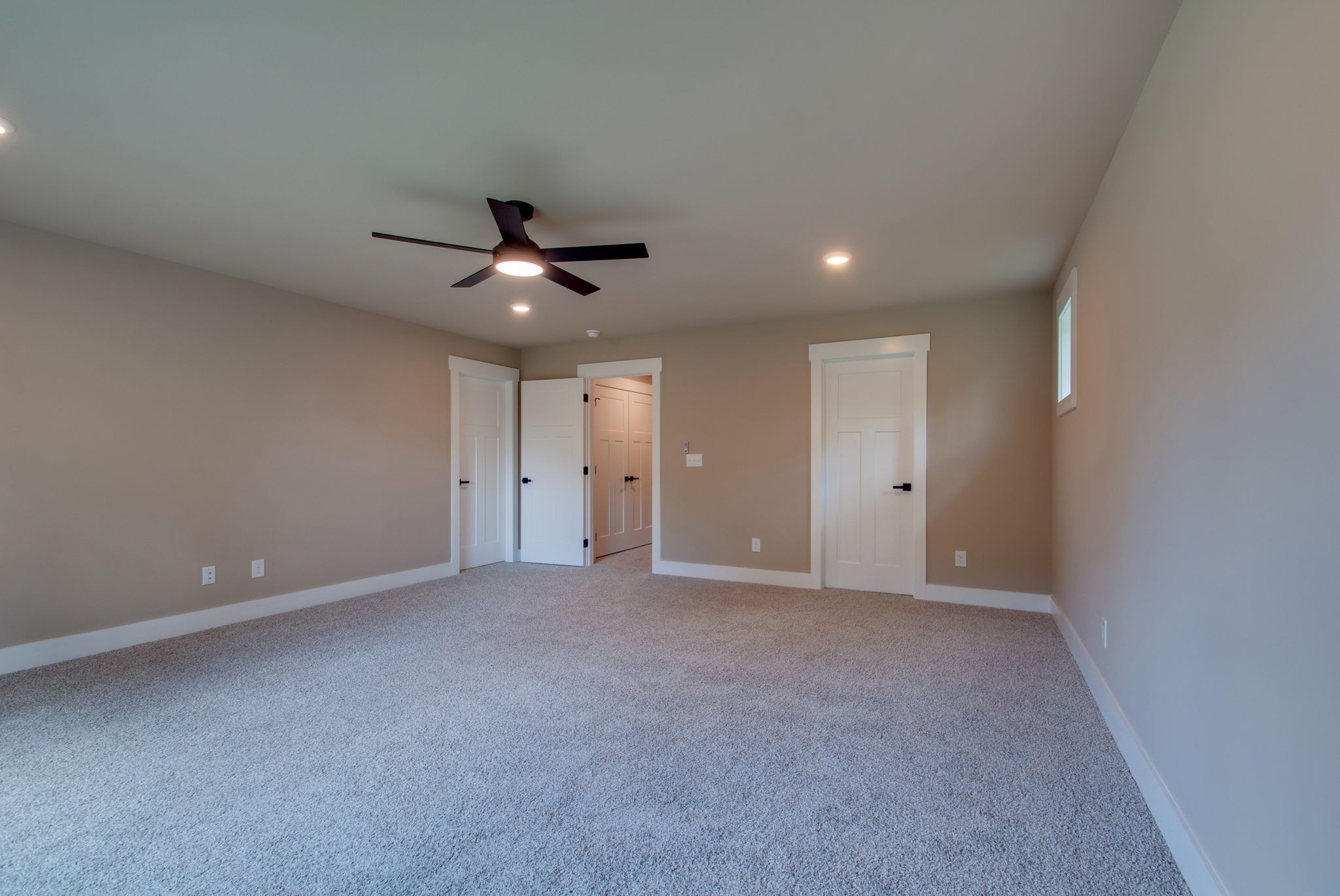 1151 Canaan Road Columbia, TN 38401 - Photo 21 of 40 a view of an empty room with a ceiling fan