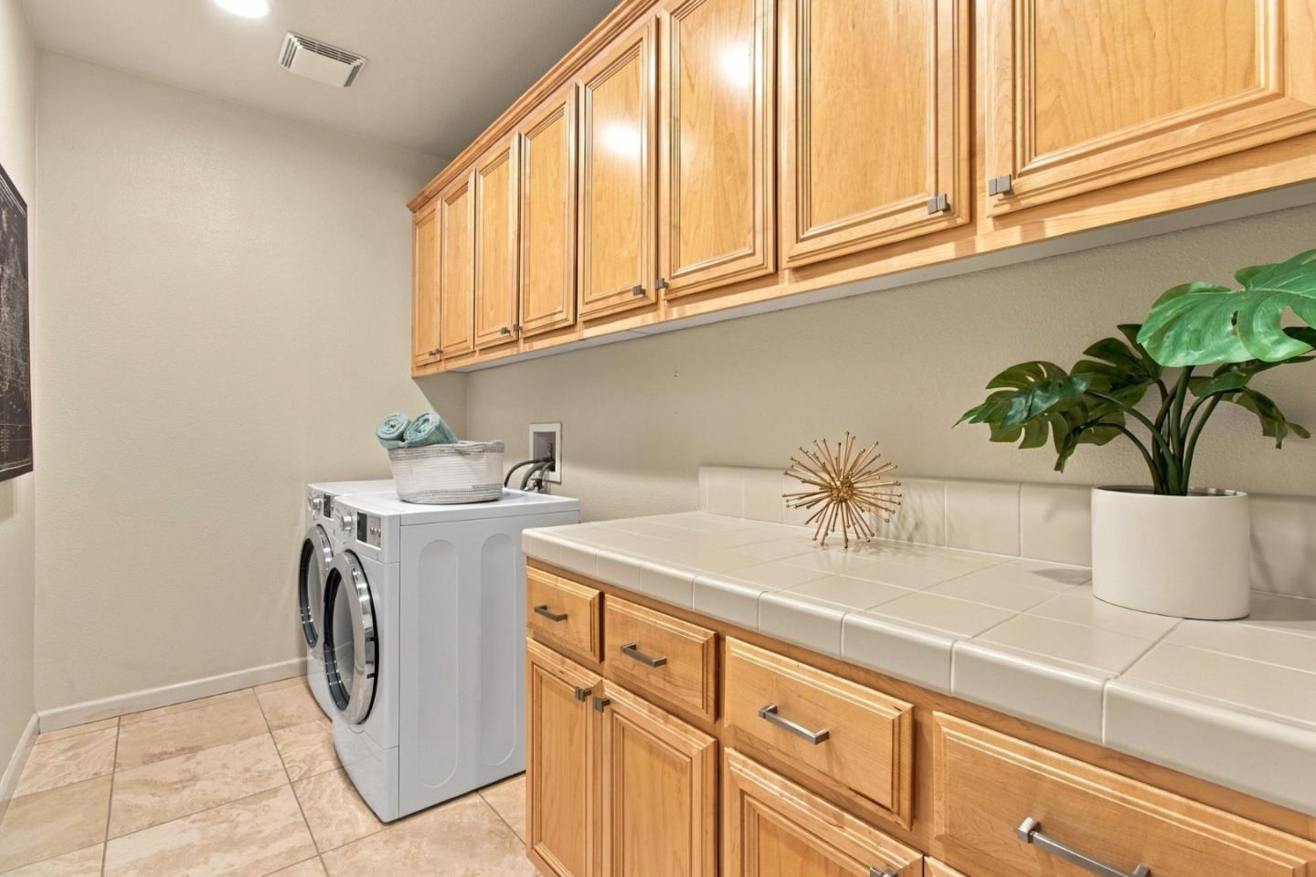 4655 Rimini Court Dublin, CA 94568 - Photo 30 of 40 Gallery Image 30