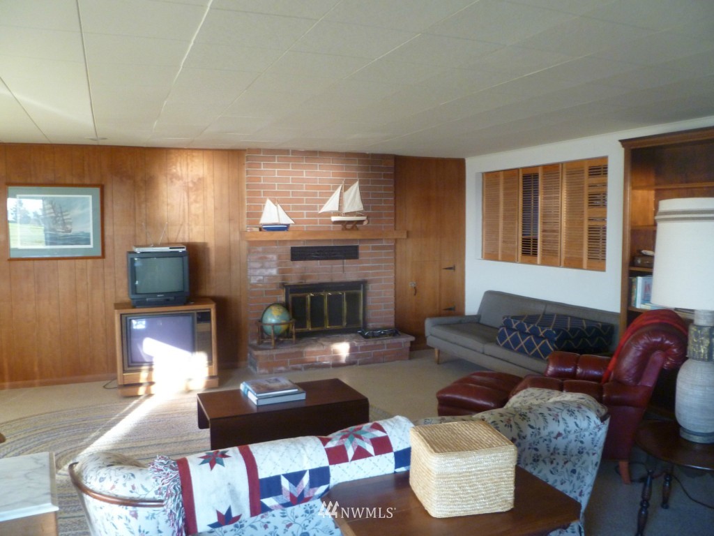 6292 West Shore Road Anacortes, WA 98221 - Photo 15 of 25 Gallery Image 15