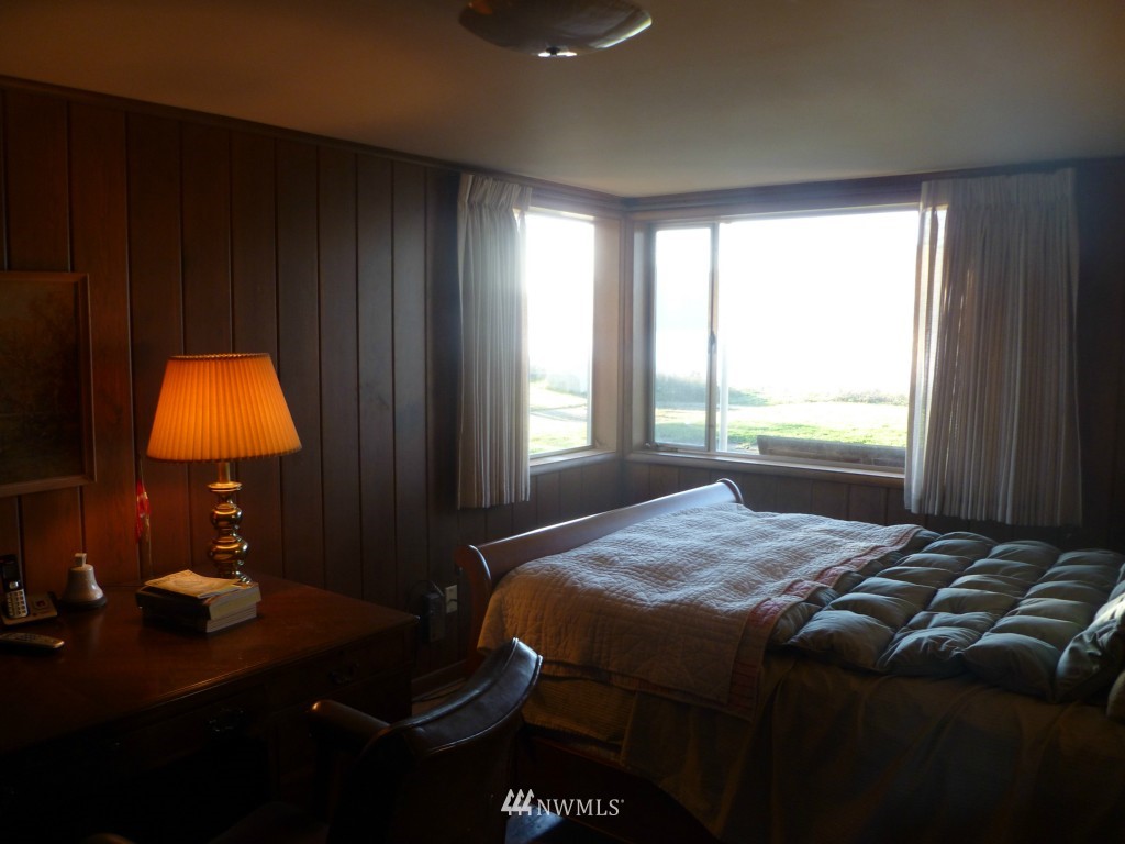 6292 West Shore Road Anacortes, WA 98221 - Photo 17 of 25 Gallery Image 17
