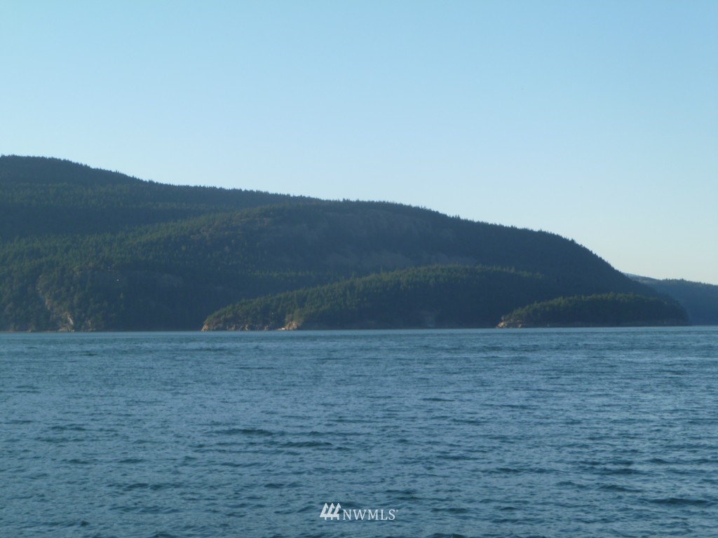 6292 West Shore Road Anacortes, WA 98221 - Photo 4 of 25 Gallery Image 4