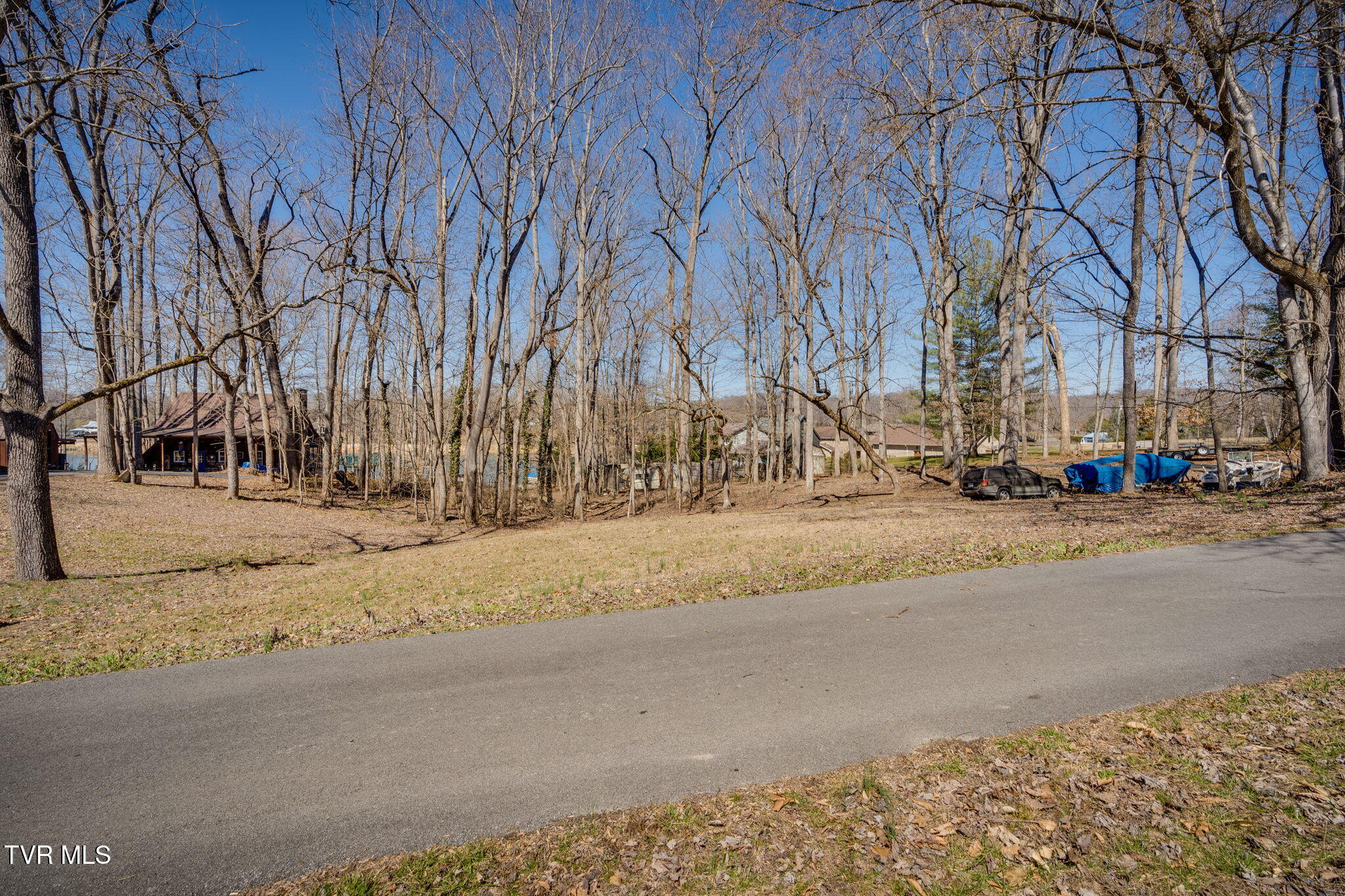 2802 Forest View Road Kingsport, TN 37660 - Photo 32 of 35 003 (10)