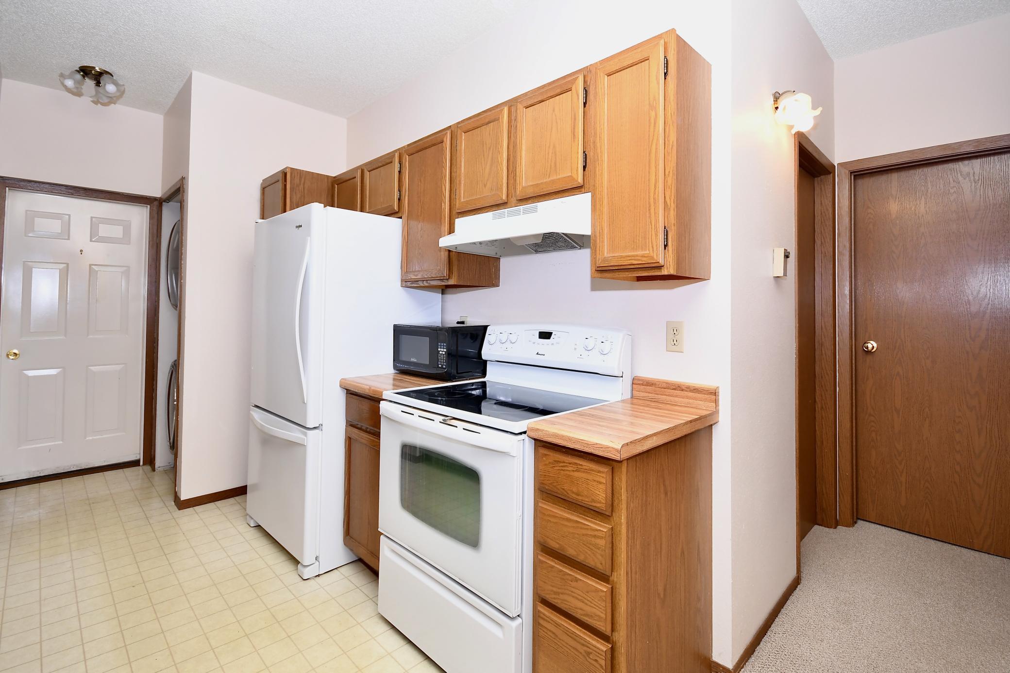2901 32nd Street South Moorhead, MN 56560 - Photo 10 of 34