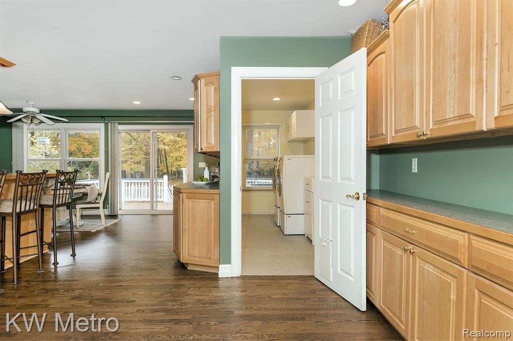 3462 Hazelton Avenue Rochester Hills, MI 48307 - Photo 15 of 44